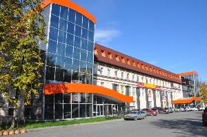 Торгово-выставочный комплекс "Калибр" - Город Челябинск Фото№1 фасад 2017.JPG